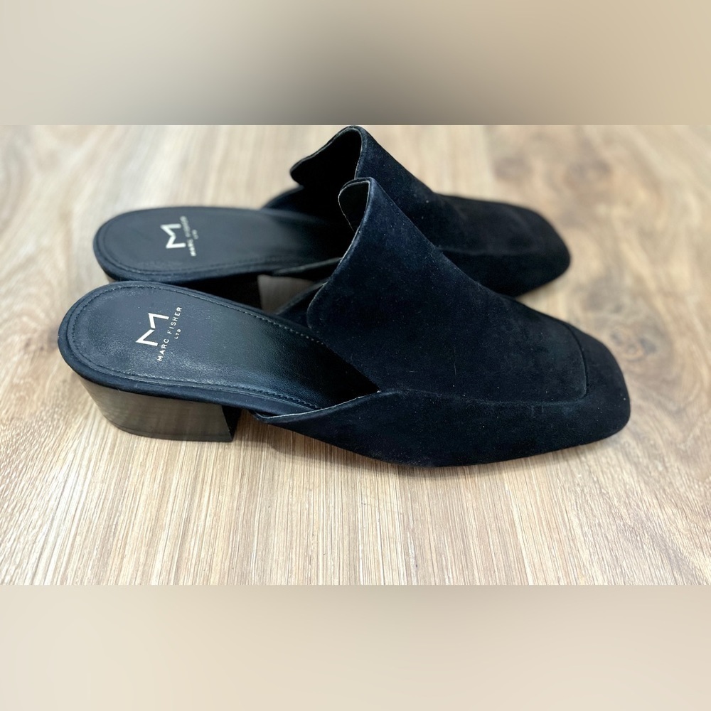 Marc Fisher Lailey Mule Shoes 7 M Black Suede Leather Block Heel Loafers EUC